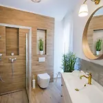 In - Balaton 42695 Apartamento *